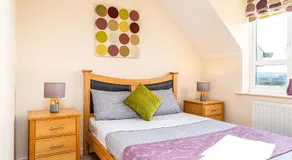 Leap Peridot Apartment - Near Northampton UNI - Image 4