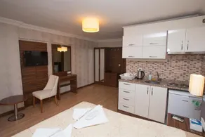 City House - Image 5
