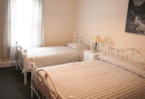 Bryncelyn Guesthouse - Image 5