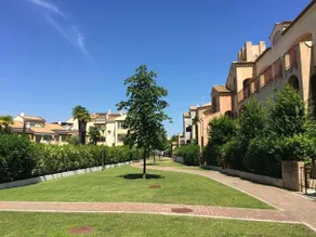Adriatica Immobiliare - Residence Mediteranee - Image 2
