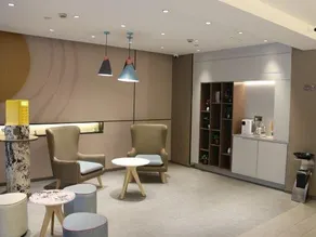 Jia Hotel (Shanghai Hangtou Subway Station) - Image 2