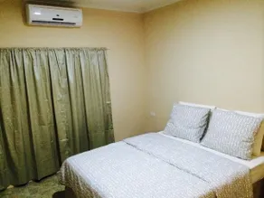 Blue Star Apartments - Image 3