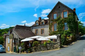 Hotel Des Artistes - Image 1