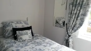 Mayfield House Bed and Breakfast - Image 3