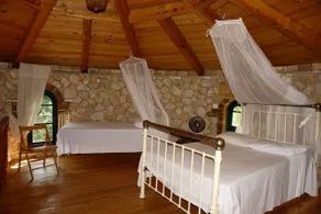 Musician's Round House & Castello - Image 2