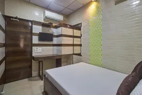 Plaza Guest House - Image 3