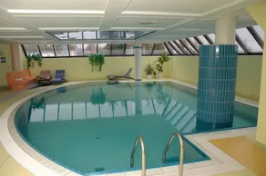 Hotel Hubert - Image 2