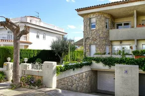 Pino Alto Holiday Homes Marina - Image 2