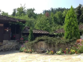 Hadzhi Velinov Han - Image 2