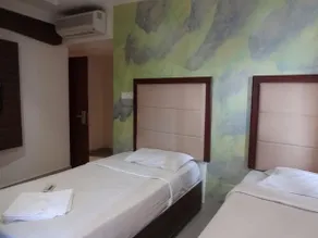 Hotel Templecity Dreamz Inn - Image 5