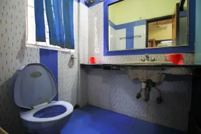 Hotel Embassy - Image 3