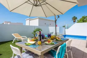 Royal Dream Villas - Image 2
