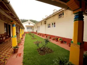 OYO Premium Heritage Stays Charing Cross - Image 2