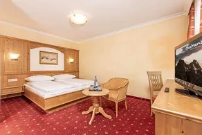 Double room, shower, toilet, 1 bed room - Image 3