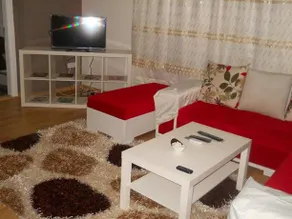 Apartment Red - Image 3