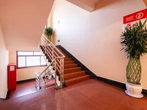 Yulin Airport Hotel - Image 4