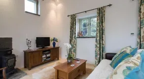 The Snuggery - Image 4