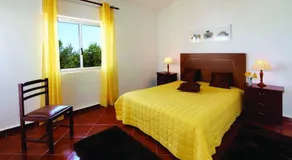 Seaview Apartments - Image 4