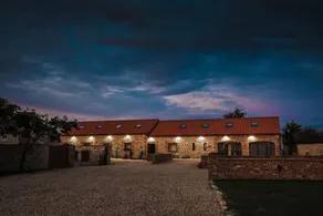 Glebe Farm Holiday Barns - Image 4