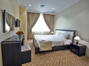 Sara Plaza 2 Hotel - Image 1