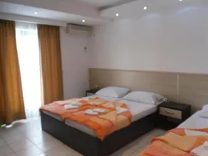 Guest House Zec - Image 5