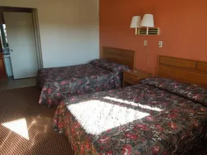Coachs Inn - Image 2
