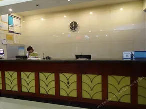 GreenTree Inn Xi’an North Gate Railway Station Express Hotel - Image 5