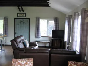 Lavender Cottage Oake - Image 4