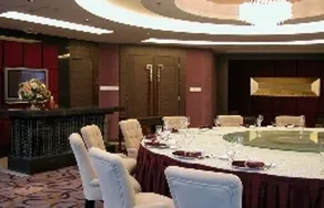 Wuzhou Riverside Grand Metropark Hotel - Image 4