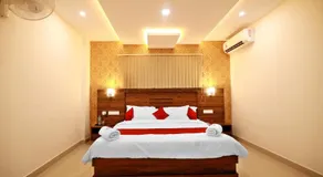 OYO 24817 Wayanad Royal Grand - Image 2