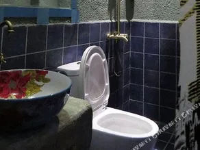 XIAO'AO JIANGHU GUEST HOUSE - Image 2