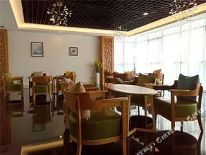 Jinqiu Holiday Hotel - Image 2