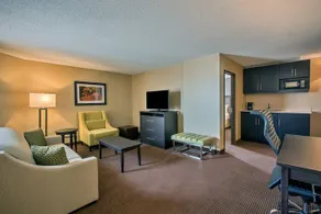 Quality Inn & Suites Downtown Regina - Image 4