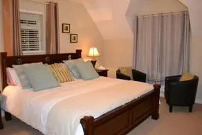 Woodview House Bed and Breakfast - Image 3