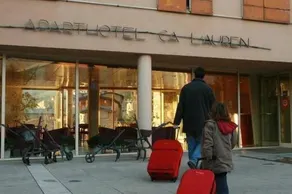 Aparthotel Ca Lauren - Image 2