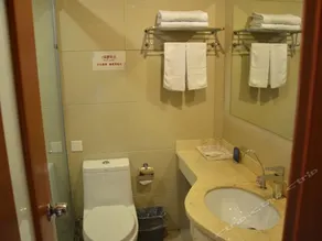 SENHUANG HOTEL - Image 5