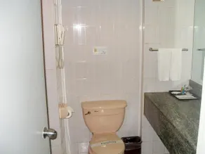 Guozhan Hotel - Image 5