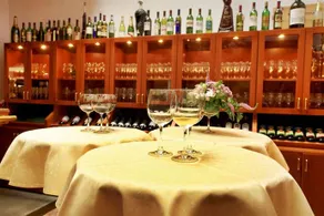 Hotel Hubert - Image 5