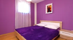 Apartment with pool 1038 - Image 4