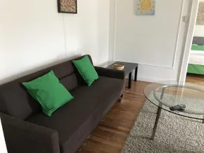 Kings Hwy One Bedroom Apt - Image 4