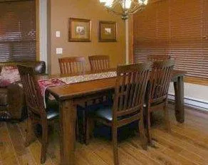 SnowBird Lodge - Image 5