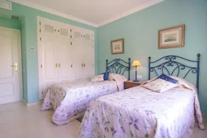 Penthouse Venalmar - Image 5