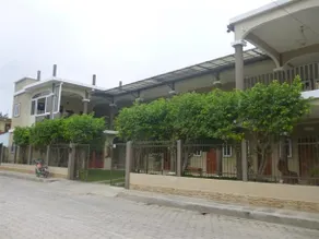 Maximos Petit Hotel - Image 1