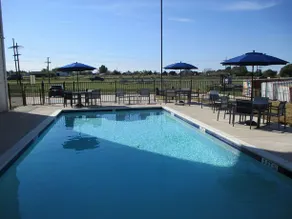 Best Western Plus Wills Point - Image 3