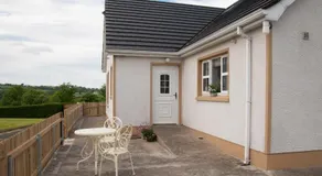 Roe Valley Cottage - LA Spa Hot Tub - Image 2