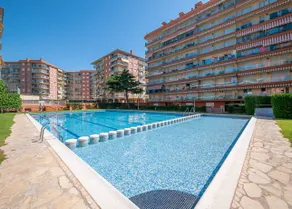 HomeHolidaysRentals Solmar - Image 1