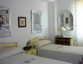 Apartamentos Dulcinea - Image 4