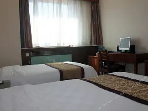 Yilong Hostel - Image 5