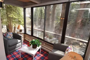 Charmant appartement en copropriété convivial et familial avec piscine chauffée, barbecue et sauna | Vue sur l'eau - Image 1