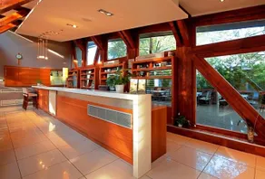 Vadvirág Hotel & Restaurant - Image 4
